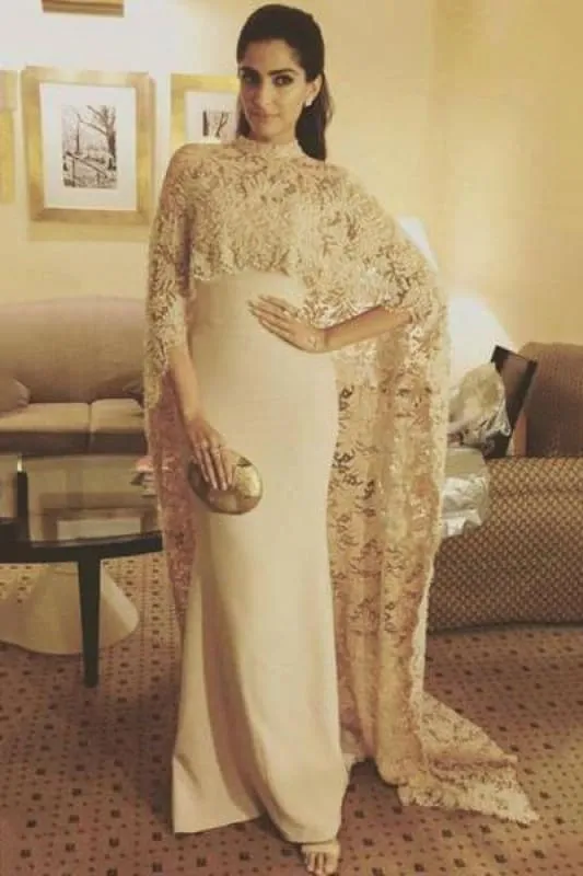 Bridelily Arabic Mermaid Long Evening Gowns with High Neck Lace Cape Party Dresses