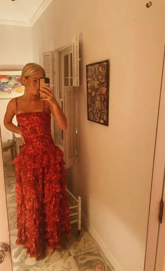 Elegant Formal Women's Dresses Spaghetti Straps Red Lace Long Prom Dress Tiered Evening Dress